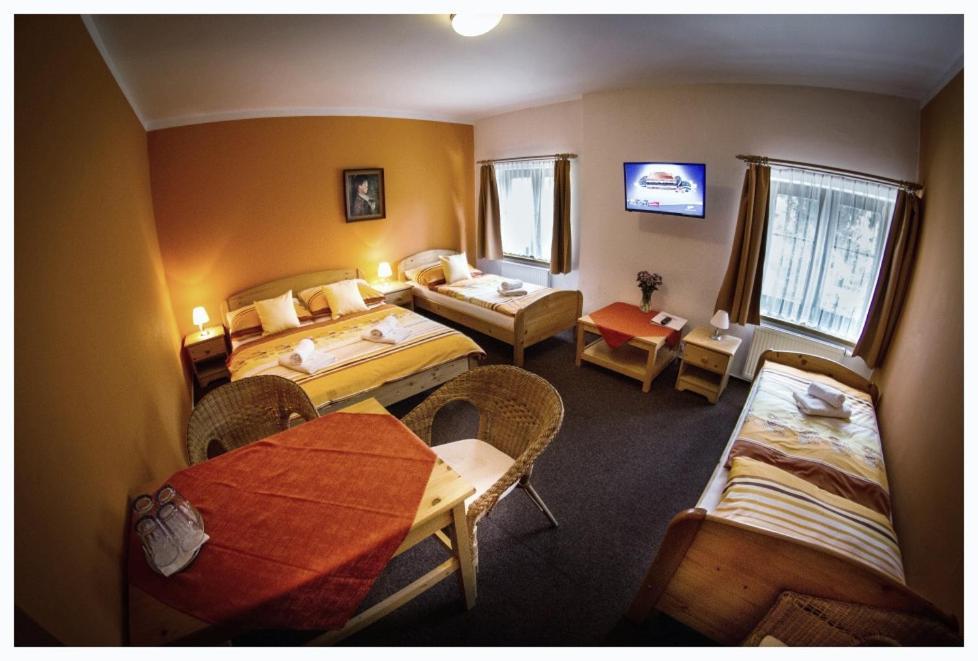 Horsky Hotel Snezenka Hynčice pod Sušinou Екстериор снимка